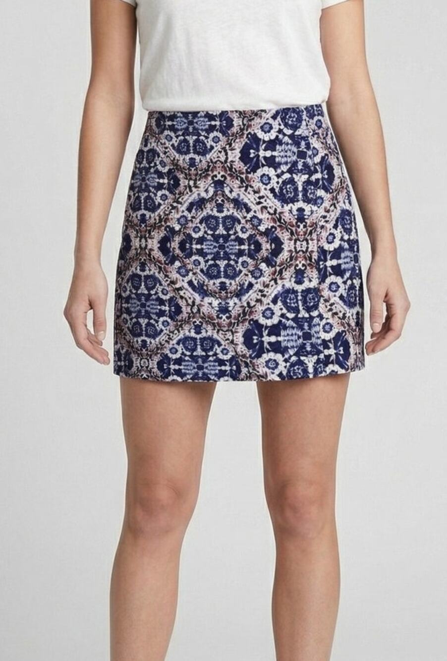 Joe Fresh Size 12 Pencil Skirt Lined Blue Wite Print Back Zipper Size 12